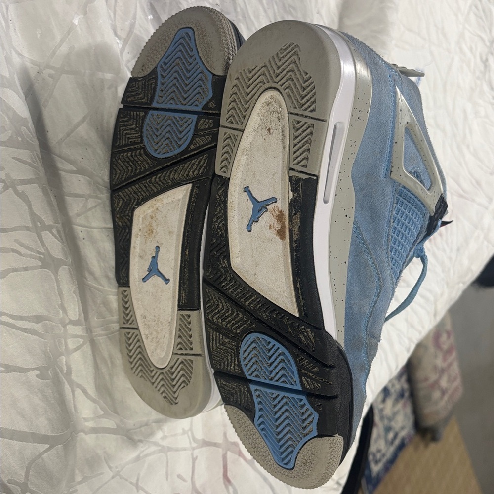 Jordan Men's Light Blue Suede & Mesh Sneakers, used ,size 7 - Picture 6 of 6